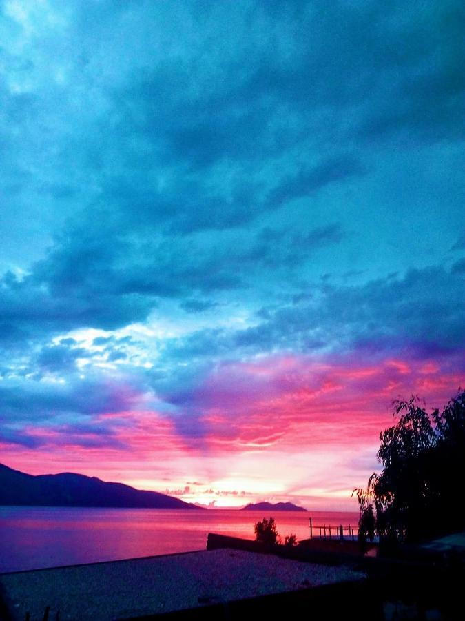 Ramo'S Cozy Beachside Haven With Panoramic Views - 2Nd Vlorë Exterior foto